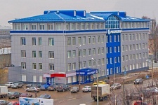 Входная группа БЦ Редуктор, офисный центр.  Кирова,  172